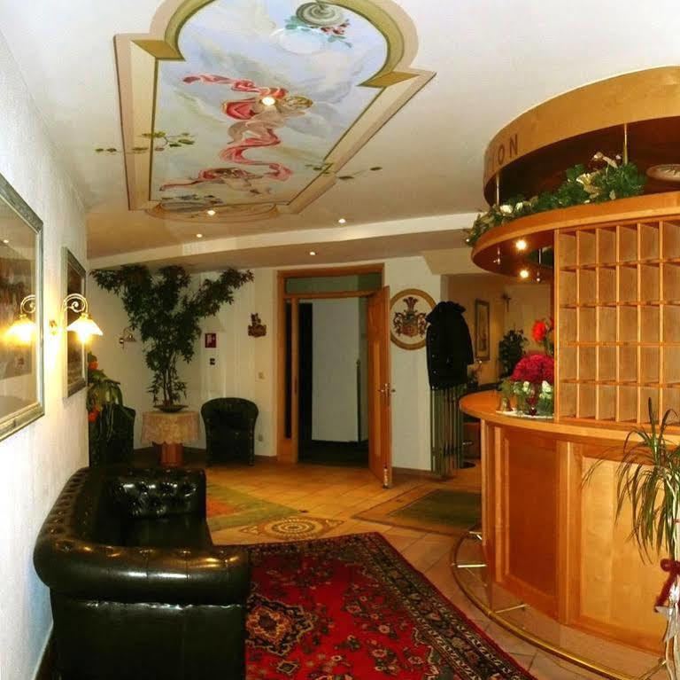 Hotel Germania Ισγκλ Εξωτερικό φωτογραφία